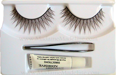 Japonesque: Best False Lashes for Oomph Look Japonesque: Best False Lashes for Oomph Look