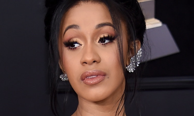 Cardi B Wearing False Lashes