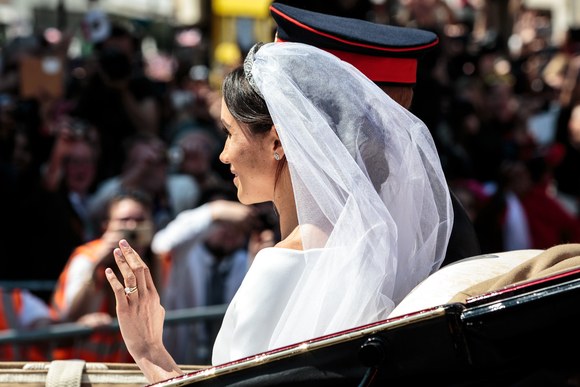 Meghan Markle Waving At The Crowd