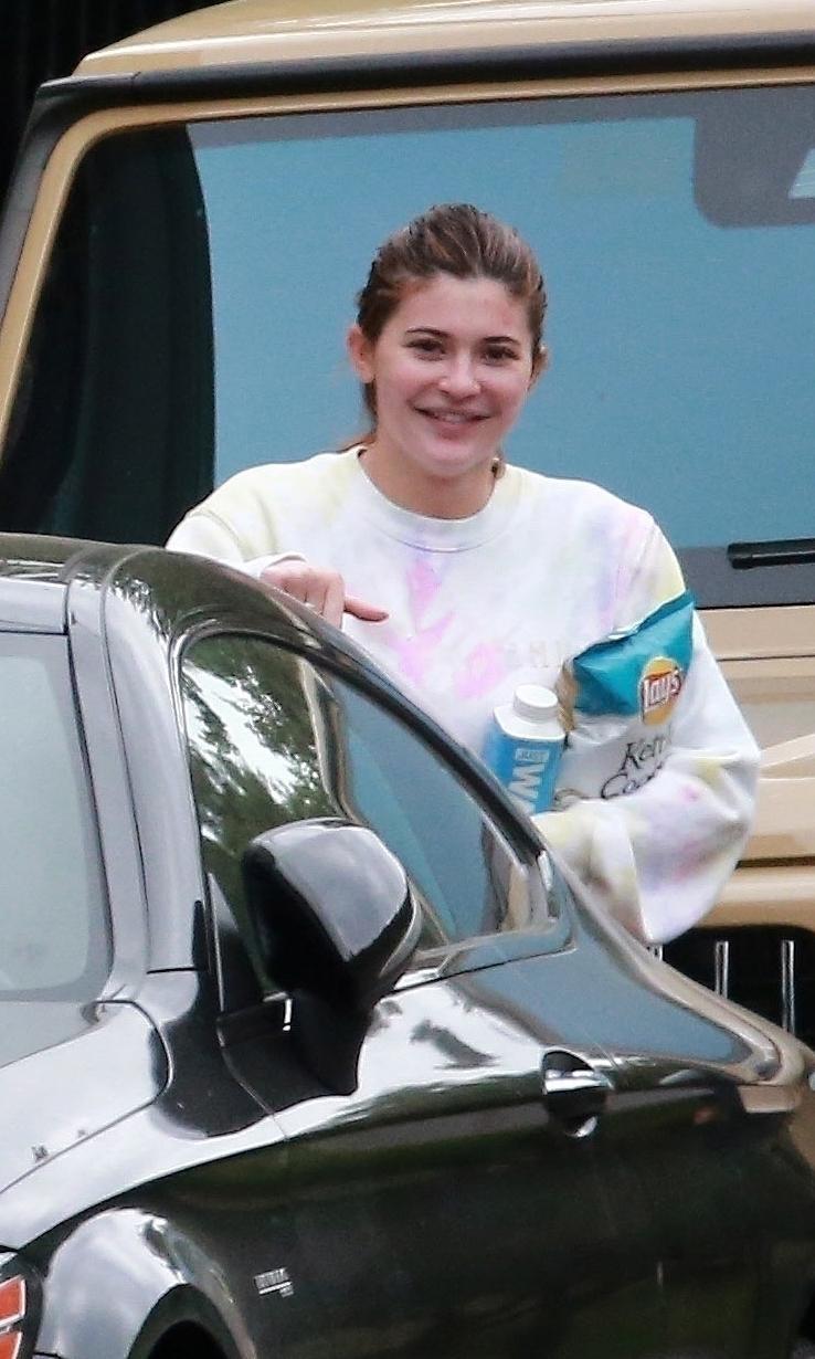 didnt-recognize-kylie-jenner-no-makeup